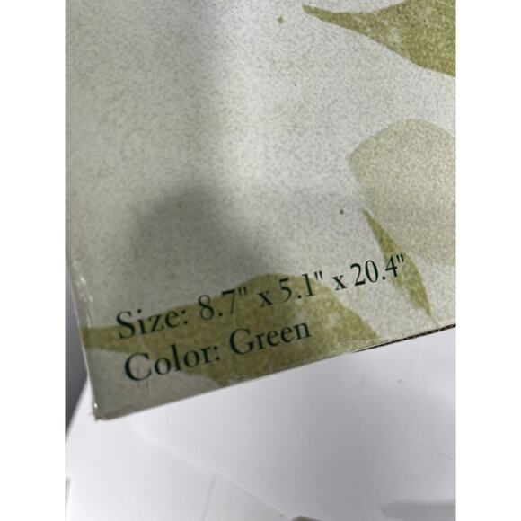 Expressive Garden Green Globe Deluxe‎ Hummingbird Feeder Hand Blown Glass Leaves - Picture 8 of 8